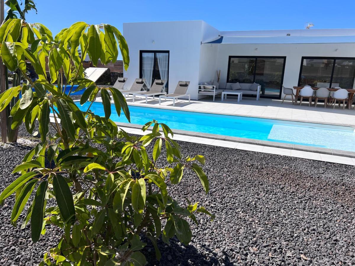 Villa Valentina, Piscine Chauffee Et Serenite Lajares Bagian luar foto